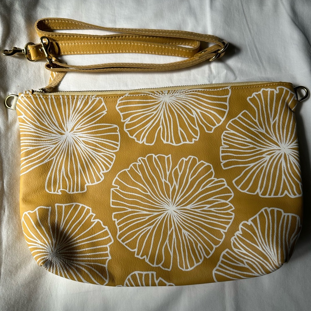 Umbrella Collective x Jana Lam Midi Leather Hobo bag